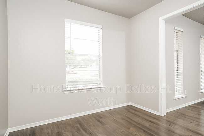 Foto del edificio - 8258 Westrock Dr