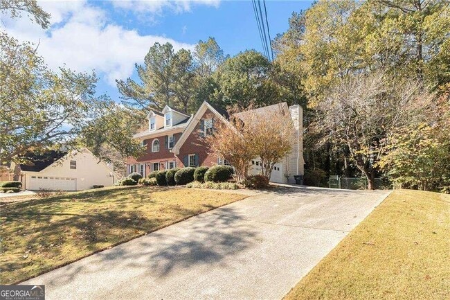 Building Photo - 5041 Huntshire Ln SW