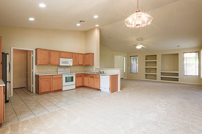 Foto del edificio - 20695 N 94th Dr