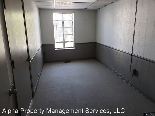 Foto del edificio - 2 br, 1 bath House - 101 E Pine
