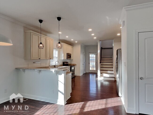 Foto del edificio - 211 Idlewild Ave