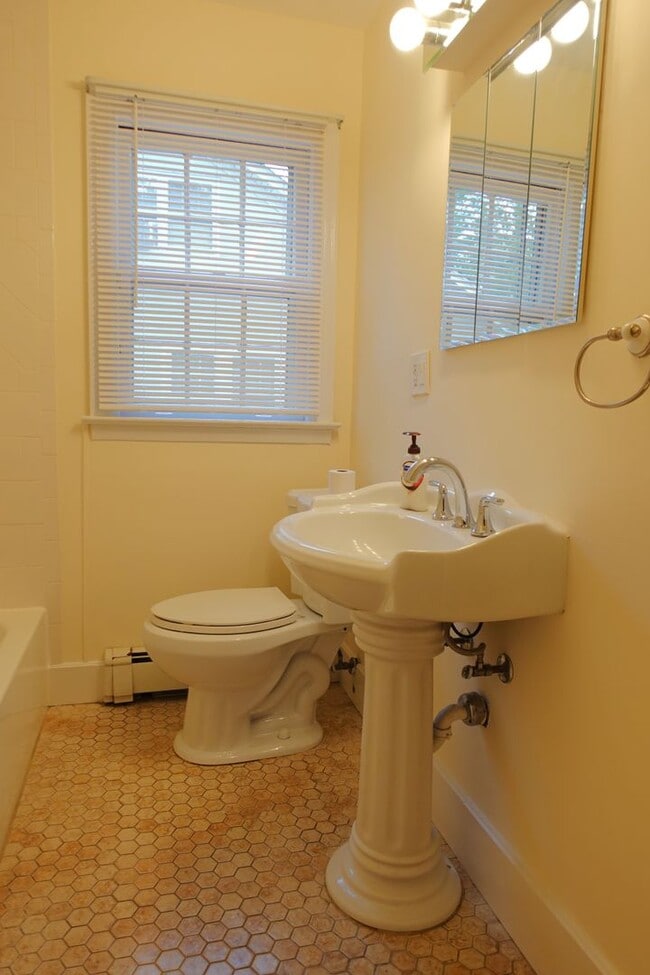 Foto del edificio - Country Charmer