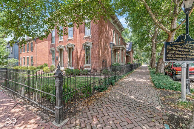 Foto del edificio - 331 N East St