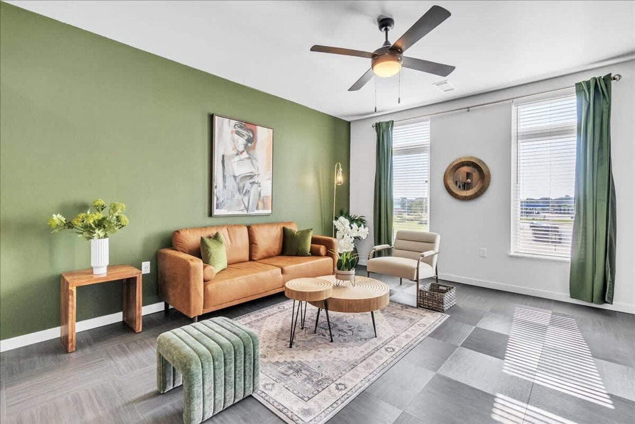 Primary Photo - 5100 W Park Ave