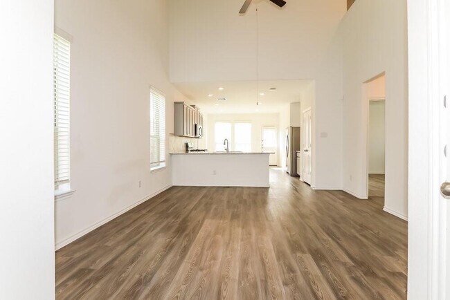 Foto del edificio - 25523 Pitchfork Ranch Pl