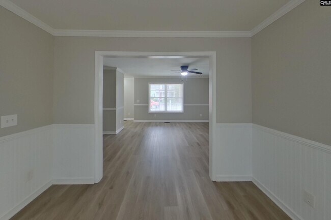 Foto del edificio - 229 Montclaire Cir