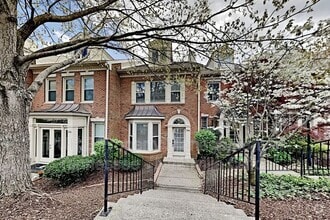 Building Photo - 344 Ardsley Pl