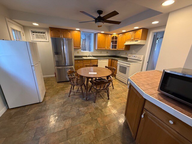 Foto del edificio - 60 Haines St