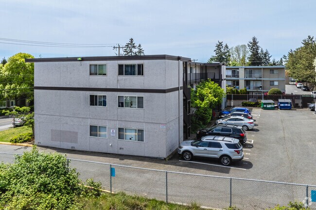 Building Photo - 220 SW 112th St