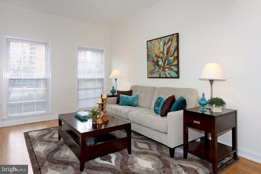 Foto del edificio - 2312 L St NW