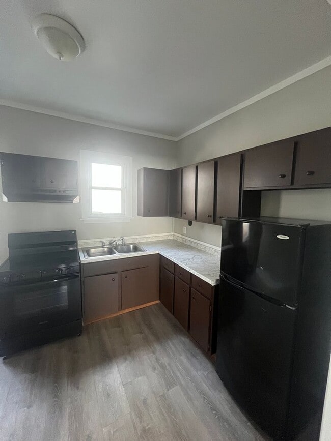 Building Photo - 8 Morgan St