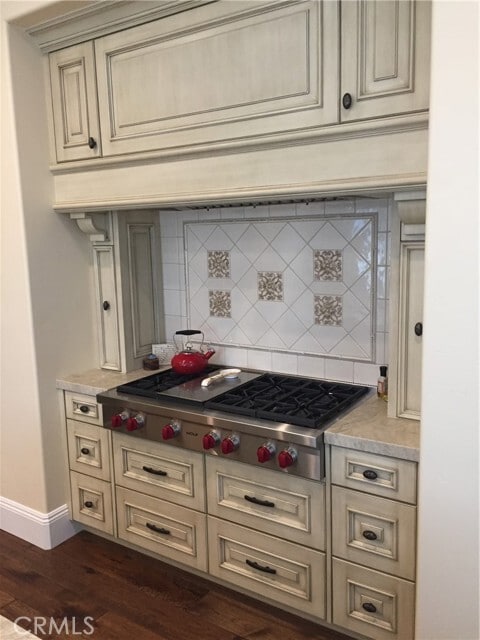 Building Photo - 707 12th St