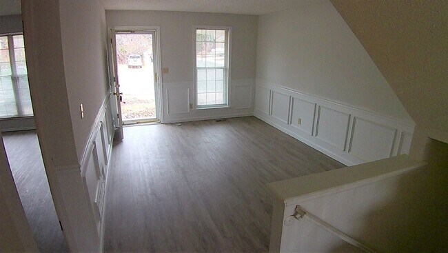 Foto del edificio - Experience Aurora living in this spacious 3-bedroom, 2-bathroom home