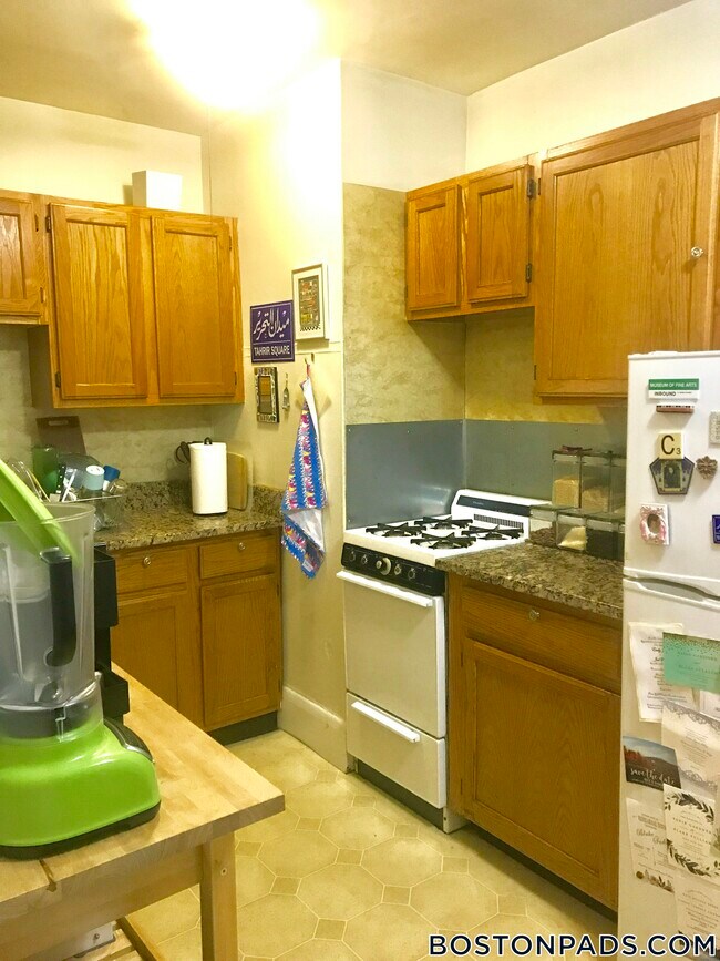 Foto del edificio - 349 Pleasant St