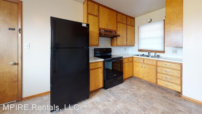 Building Photo - 3 br, 1 bath House - 5621 Eisenhower Ave.