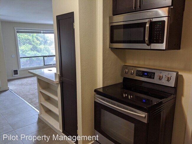 Foto del edificio - 922 N 85th St