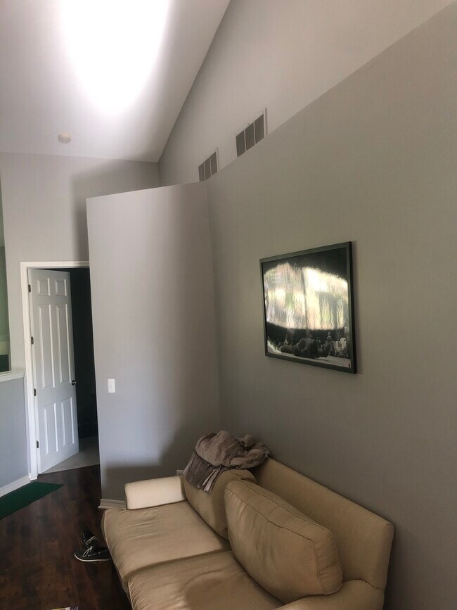 Foto del edificio - 7091 Copper Creek Cir
