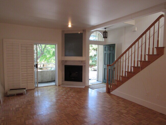 Foto del edificio - 5145 Yarmouth Ave