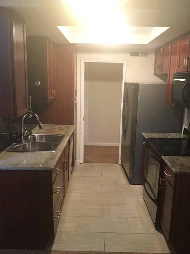 Foto del edificio - 1318 B St