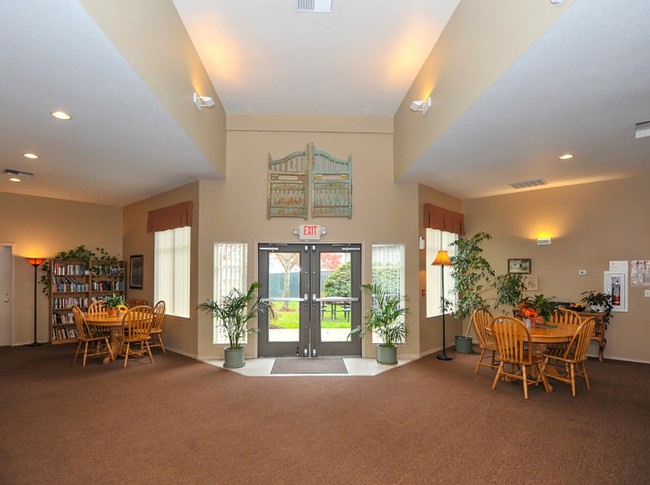 Interior Photo - The Park at Emerald Village