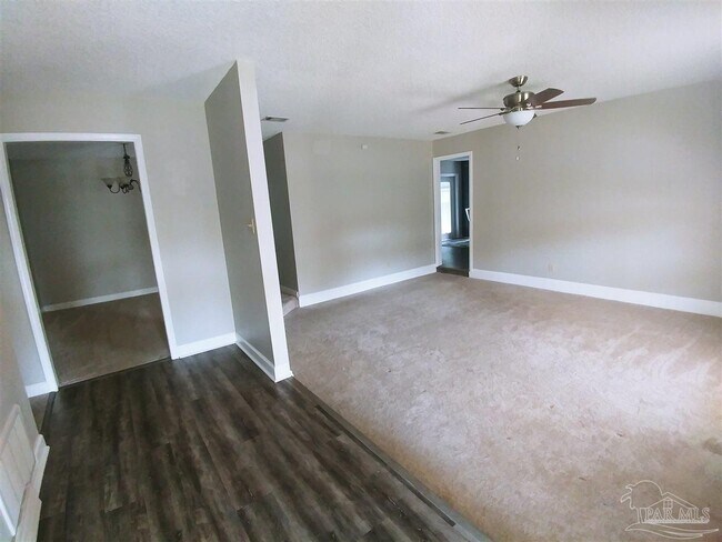 Building Photo - 8330 Harbour Square Dr