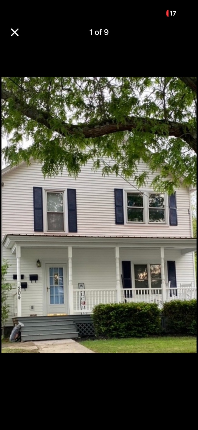 Building Photo - 204 South St