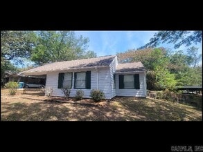 Building Photo - 1705 Lilac Cir