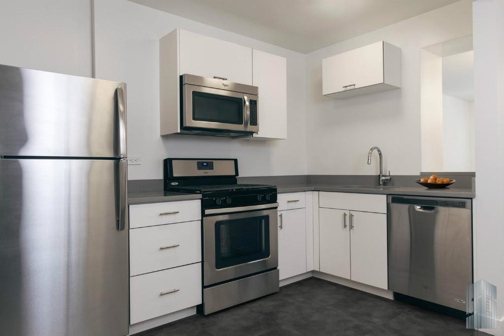 Primary Photo - 607 W 161st St