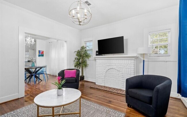 Foto del edificio - 5302 Lindsay St