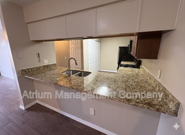 Foto del edificio - 610 Kenwick Cir