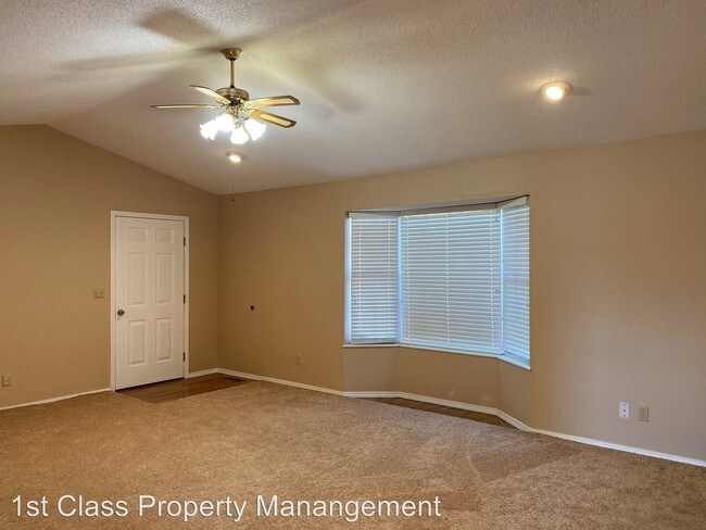 Foto del edificio - 3 br, 2 bath House - 1815 Birch Place