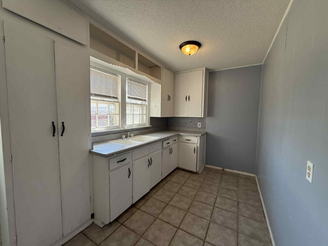 Foto del edificio - 3621 Cline Rd
