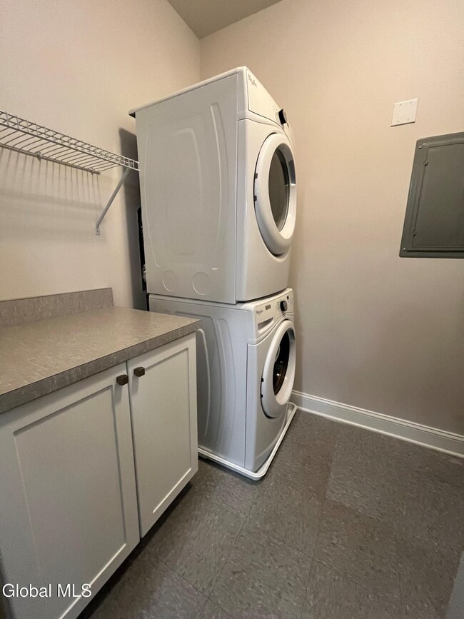 Building Photo - 130 Excelsior Ave