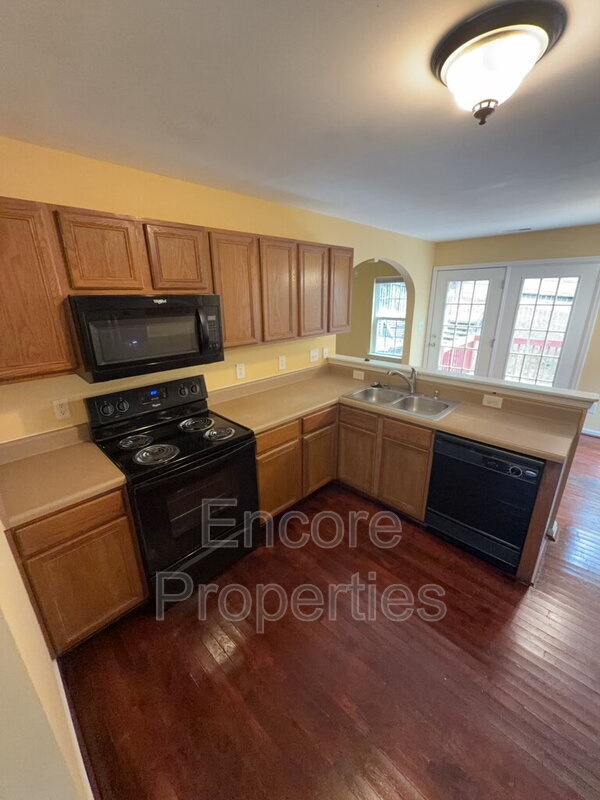 Foto del edificio - 4520 Shady Side Ln