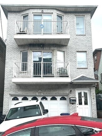 Building Photo - 196 Lincoln St