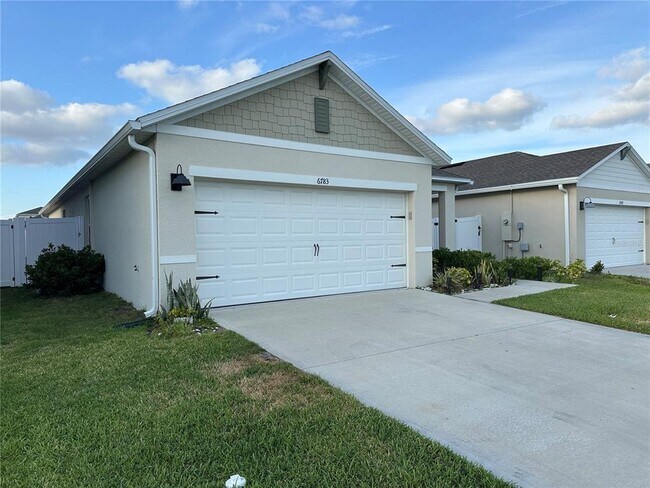 Foto del edificio - 6783 Grace Hammock Rd
