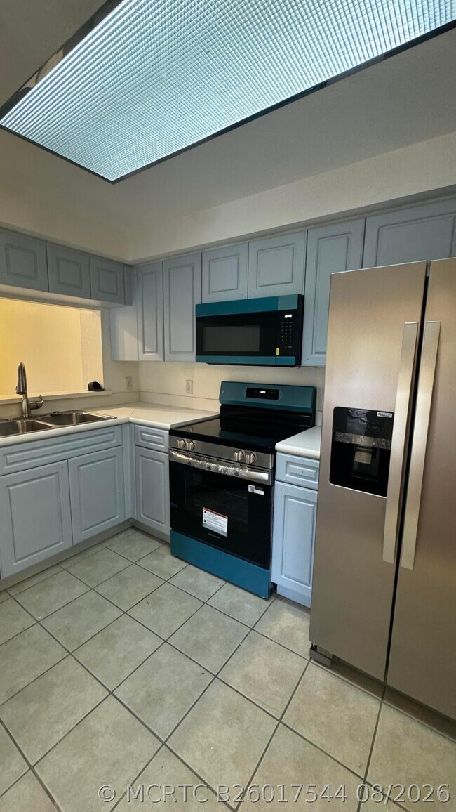 Building Photo - 2725 Anzio Ct