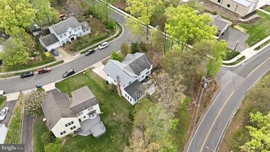 Building Photo - 8664 Pohick Forest Ct