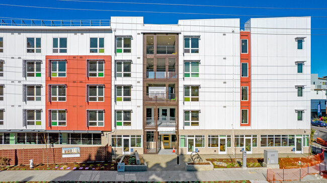 Foto del edificio - Calabazas Community Apartments