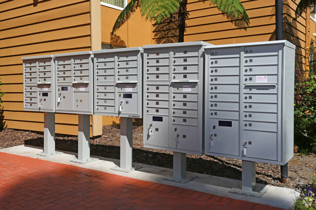 Secure Mailboxes - Villas at Greenhaven