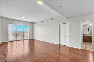 Building Photo - 8255 S Las Vegas Blvd