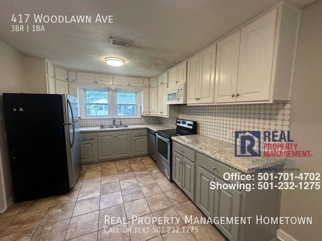 Building Photo - 417 Woodlawn Ave