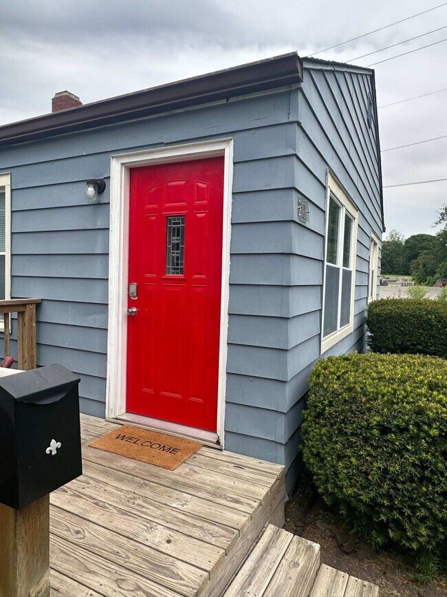 Foto del edificio - 272 Hoefgen St