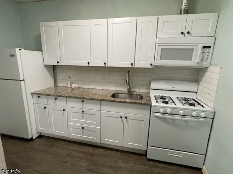 Foto principal - 485 87 Somerset St