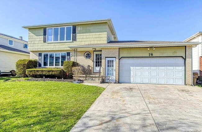 Building Photo - 78 Lemans Dr