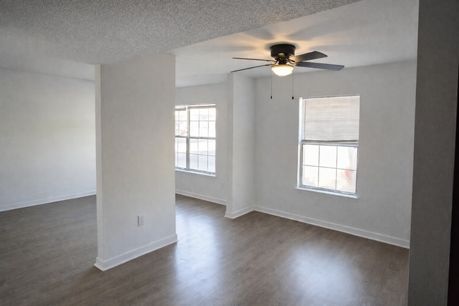 Interior Photo - The Peaks of Greeneville
