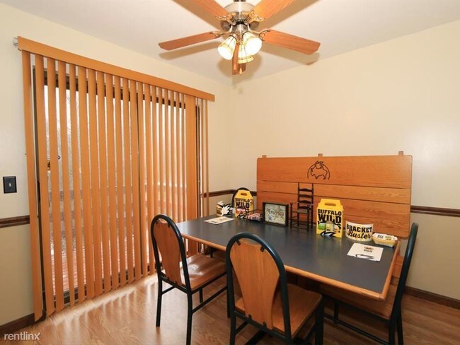 Foto del edificio - 3 br, 2.5 bath Condo - 2677  Montana Avenue
