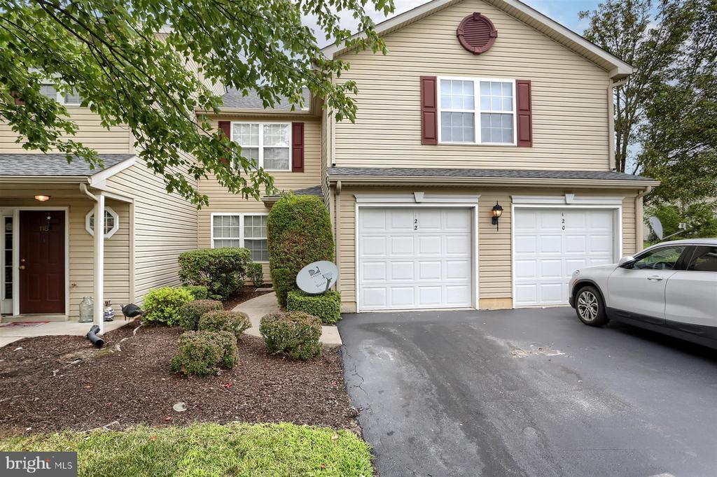 Foto principal - 122 Cardinal Ln