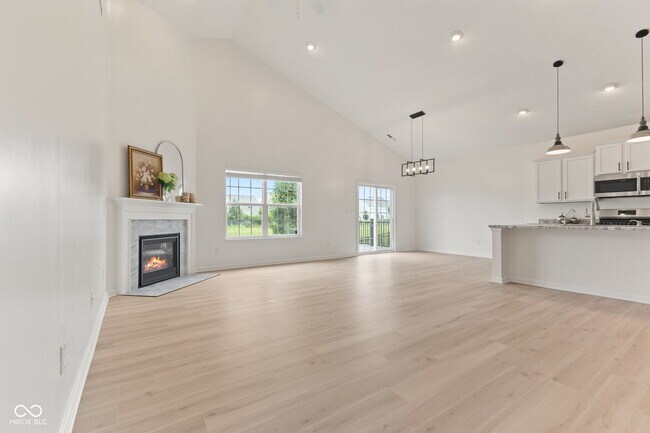 Foto del edificio - 5301 Tanglewood Ln