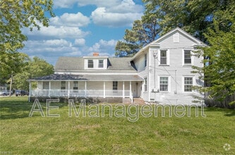 Building Photo - 716 Dudley Ave